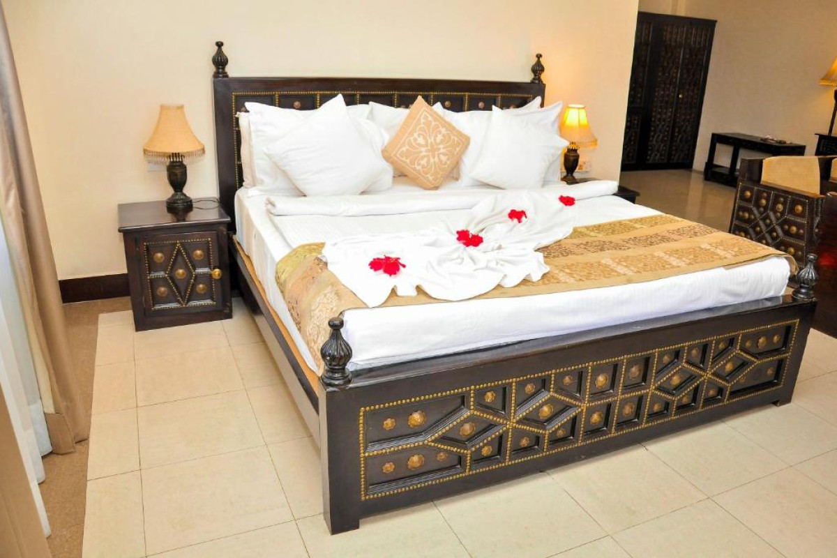 Golden Tulip Stone Town Boutique