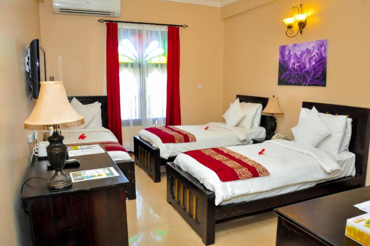 Golden Tulip Stone Town Boutique