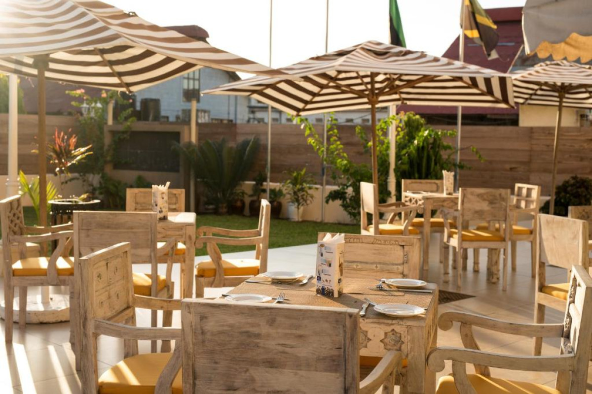 Golden Tulip Stone Town Boutique