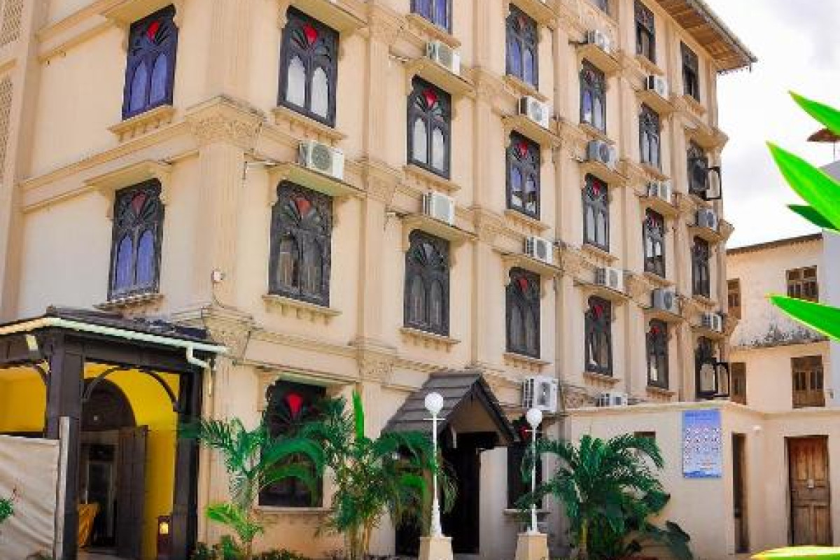 Golden Tulip Stone Town Boutique