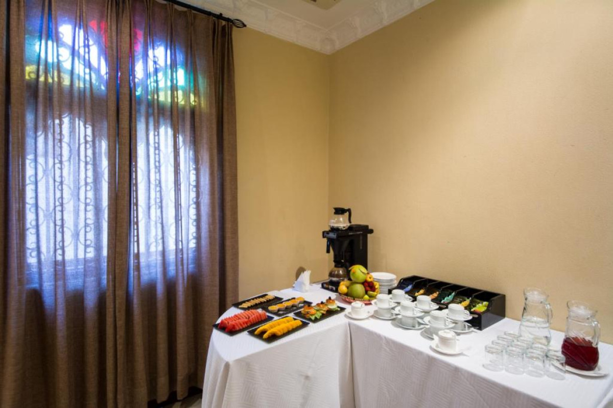 Golden Tulip Stone Town Boutique