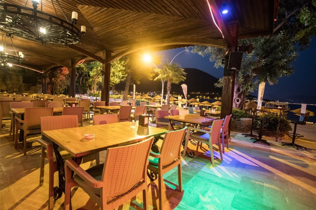 GOLMAR BEACH HOTEL