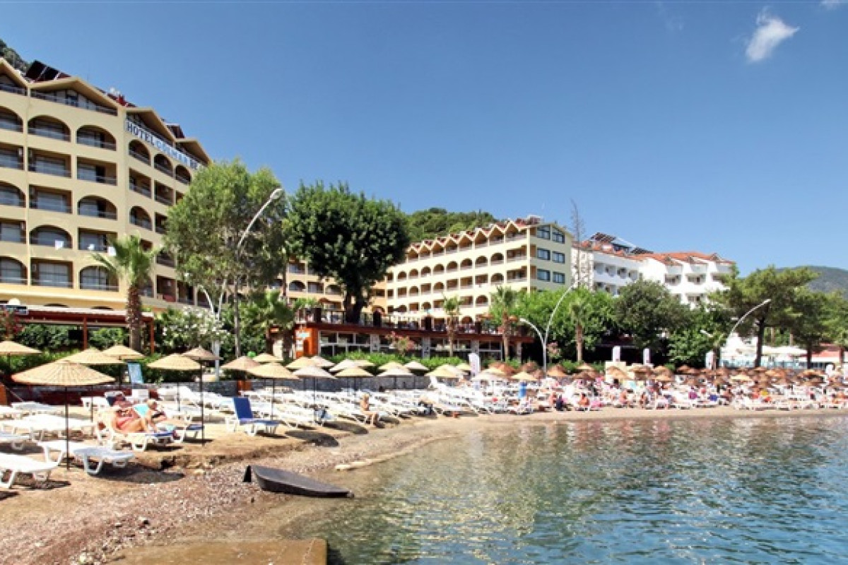 GOLMAR BEACH HOTEL