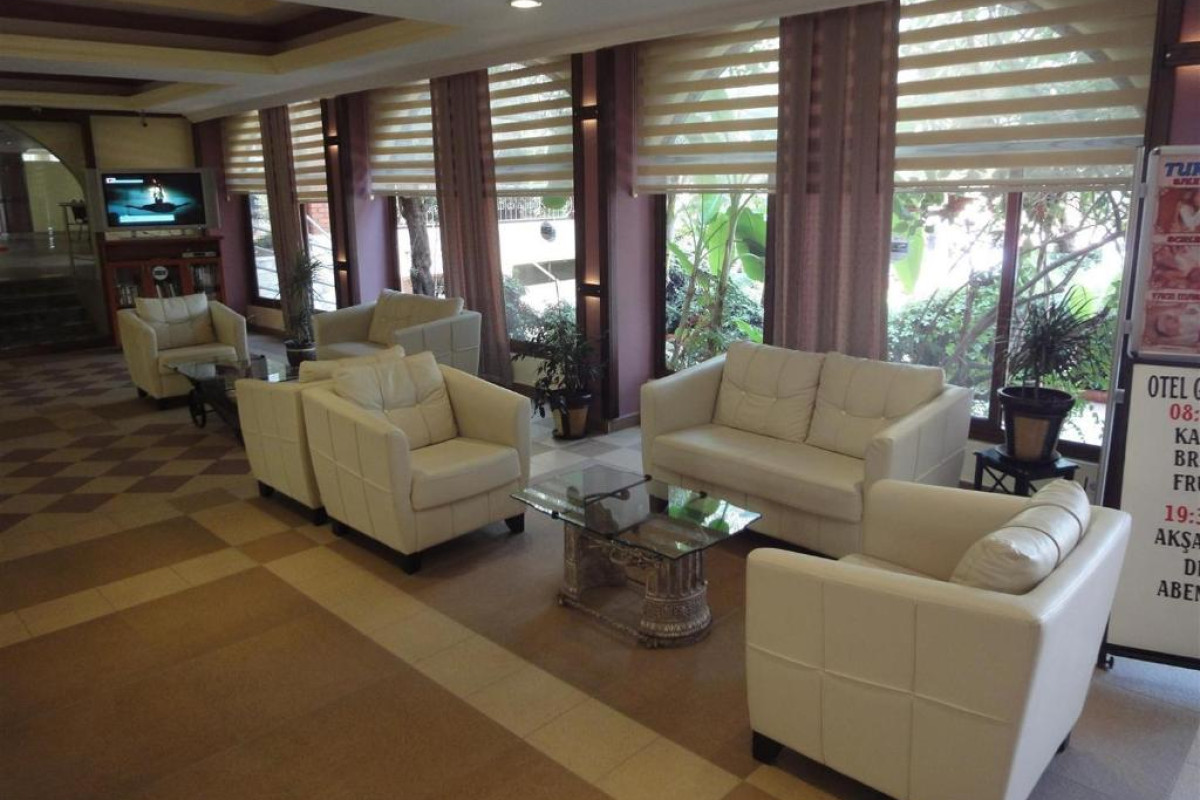 Hotel Golmar Beach