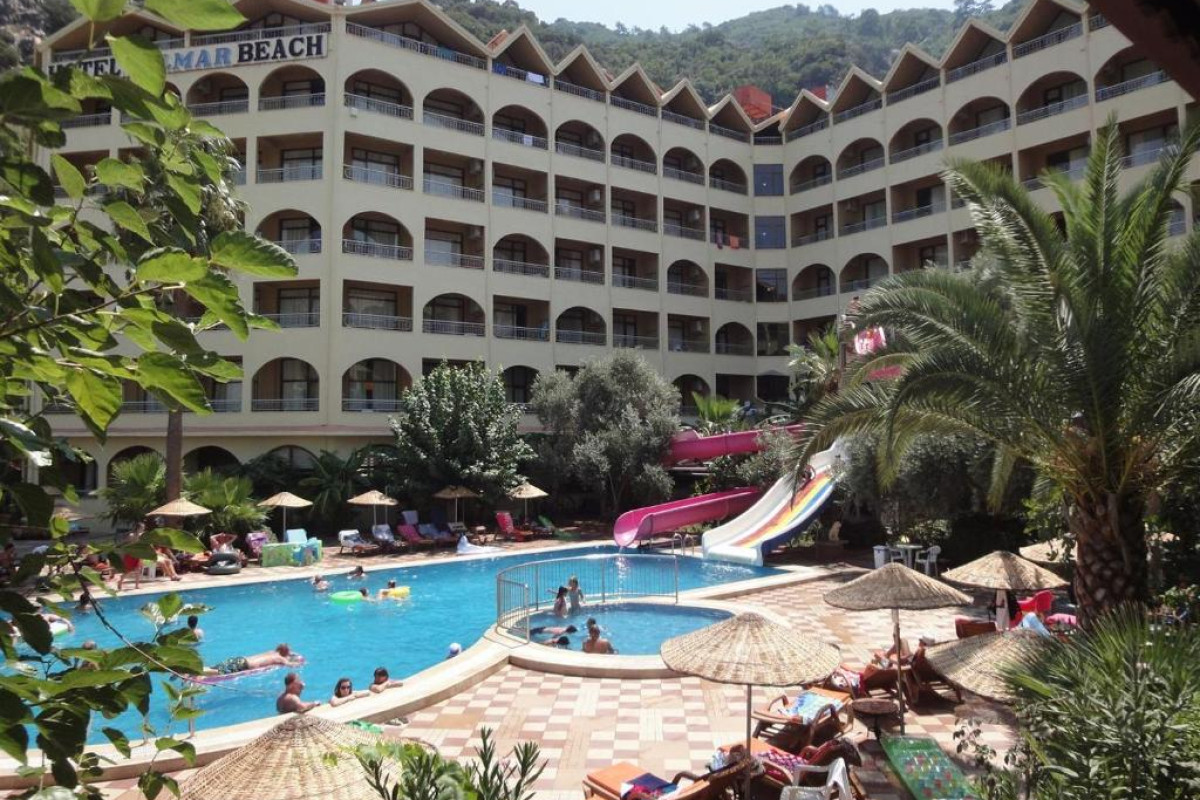 Hotel Golmar Beach