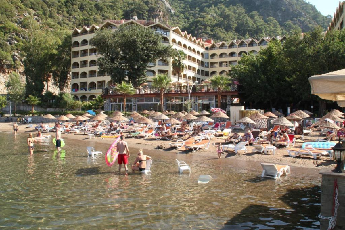 Hotel Golmar Beach