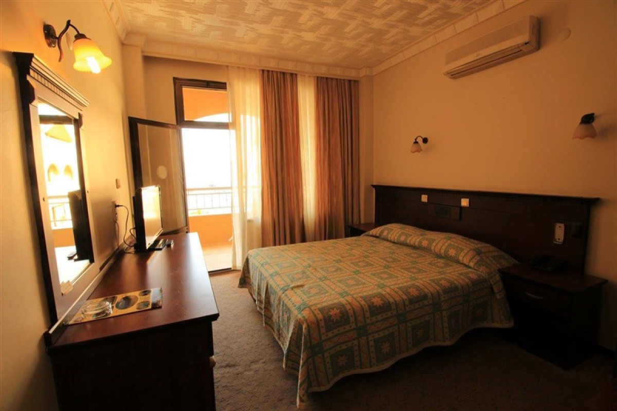 GOLMAR BEACH HOTEL