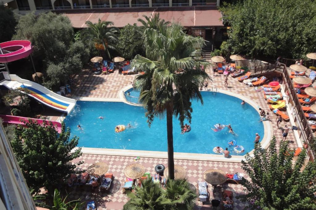 Hotel Golmar Beach