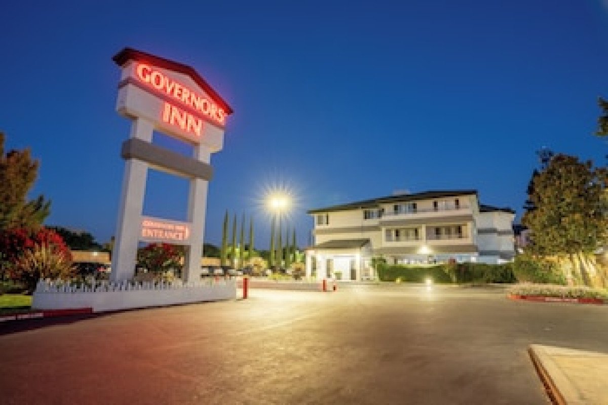 GOVERNORS INN