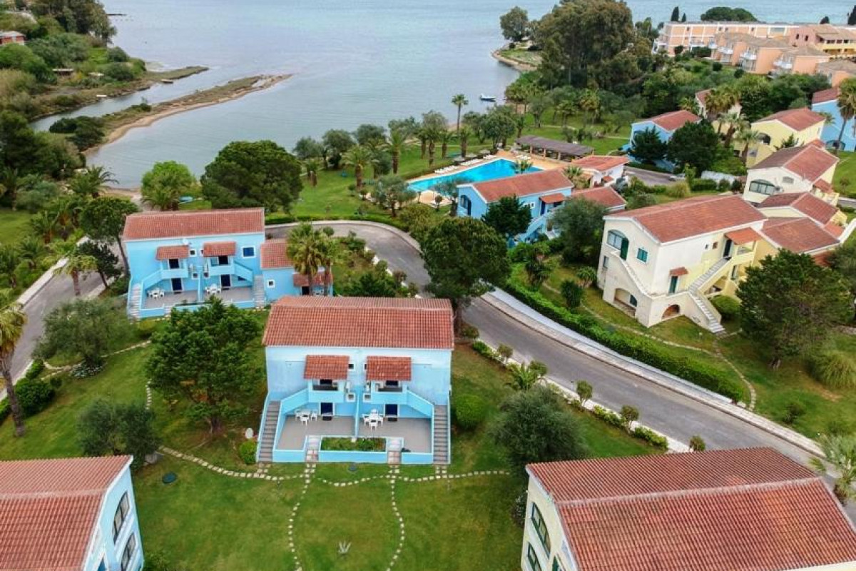 GOVINO BAY - GOUVIA