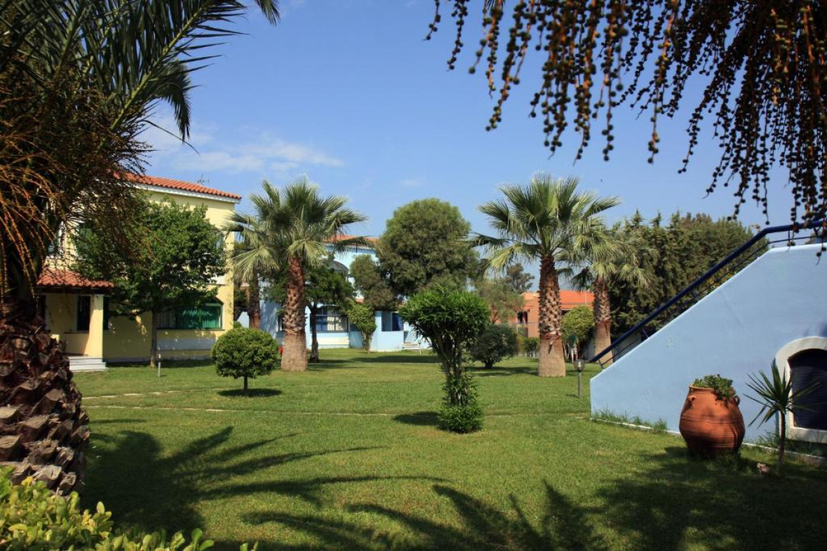 GOVINO BAY - GOUVIA