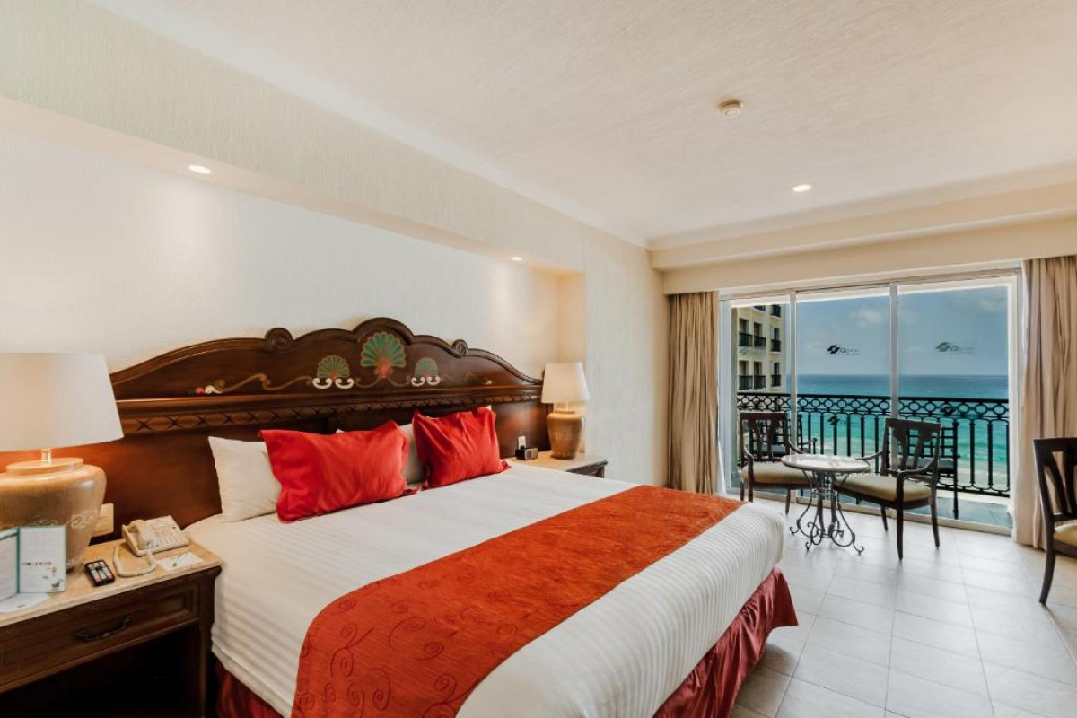 Gr Solaris Cancun