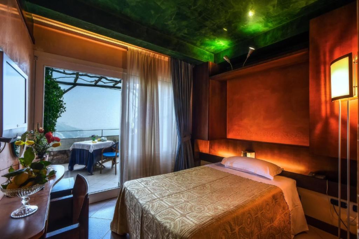 Graal Hotel