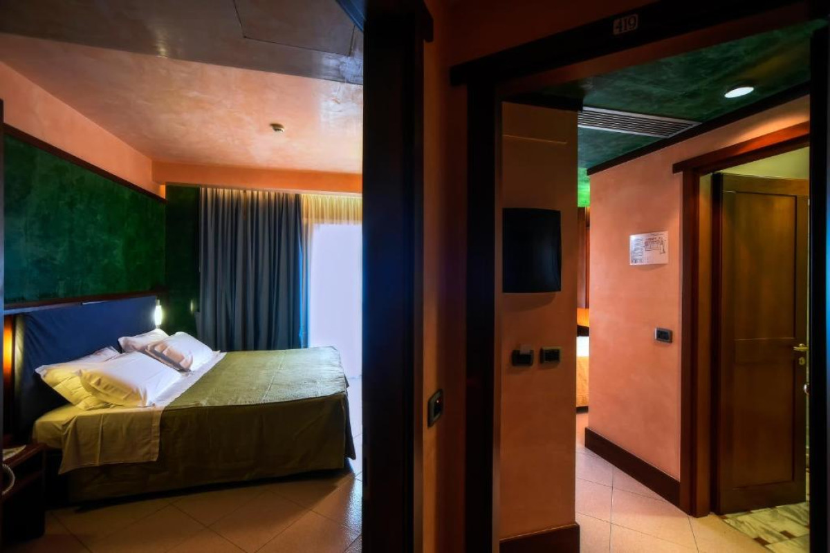 Graal Hotel