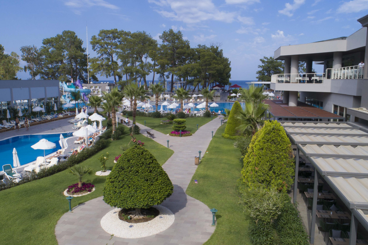 Akra Kemer