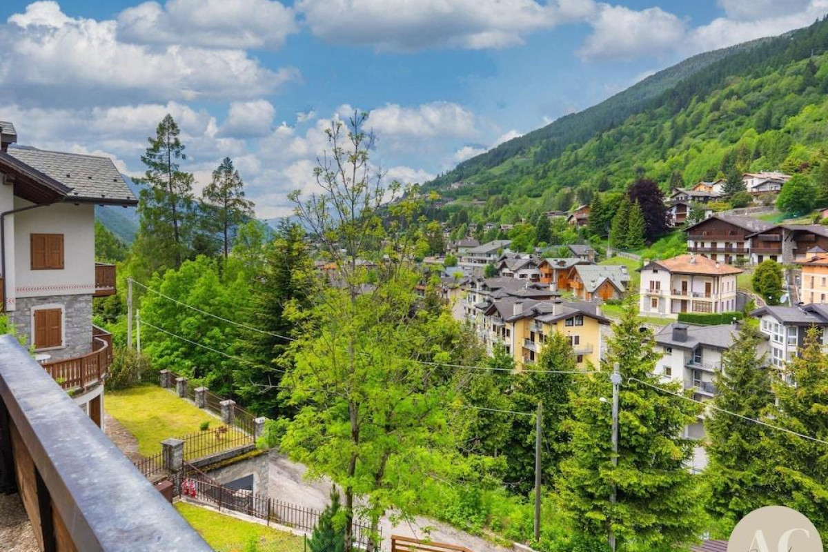 Gran Focolare In Ponte Di Legno