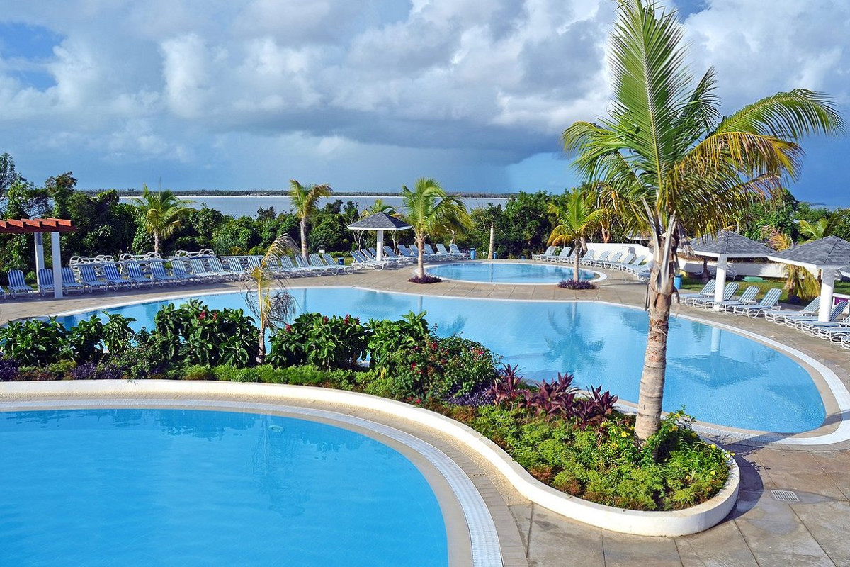 Grand Aston Cayo Las Brujas Beach Resort & Spa