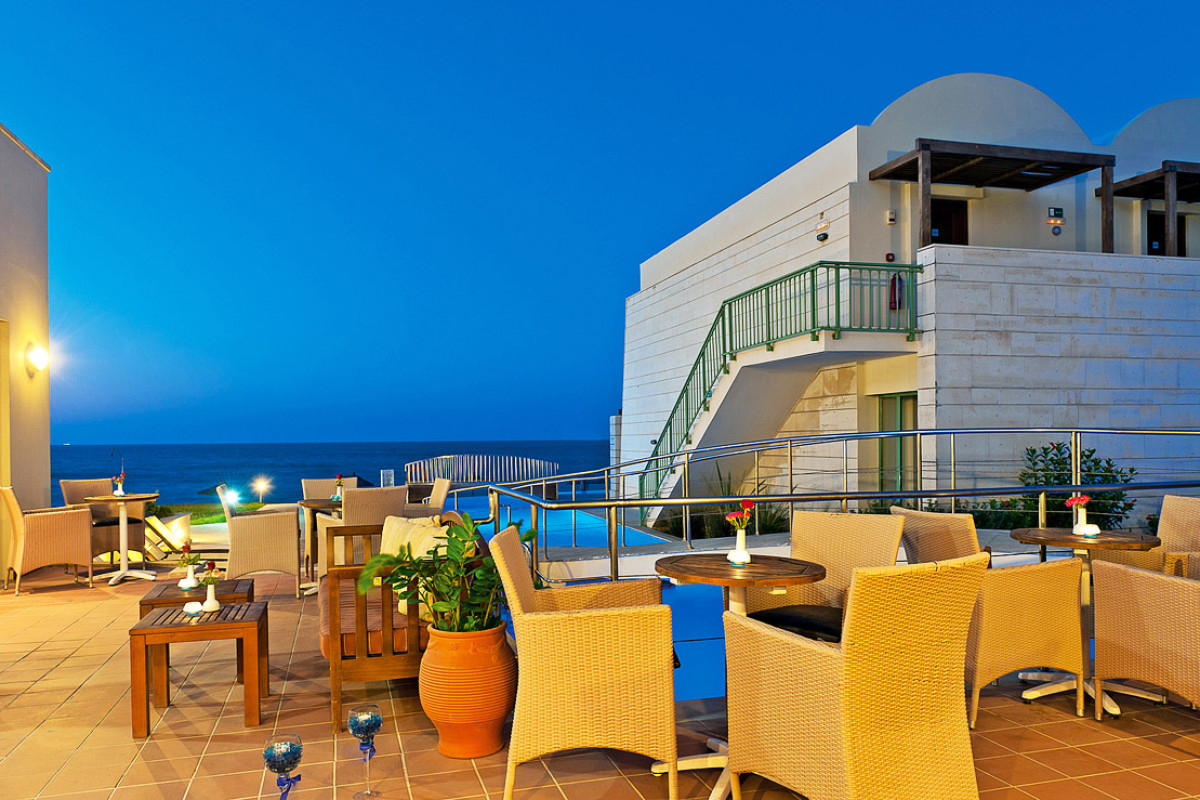 GIANNOULIS GRAND BAY BEACH RESORT (ADULTS ONLY)