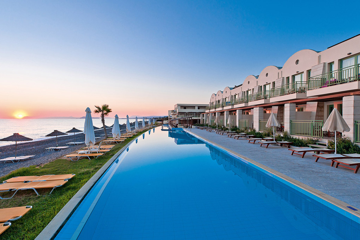 GIANNOULIS GRAND BAY BEACH RESORT (ADULTS ONLY)