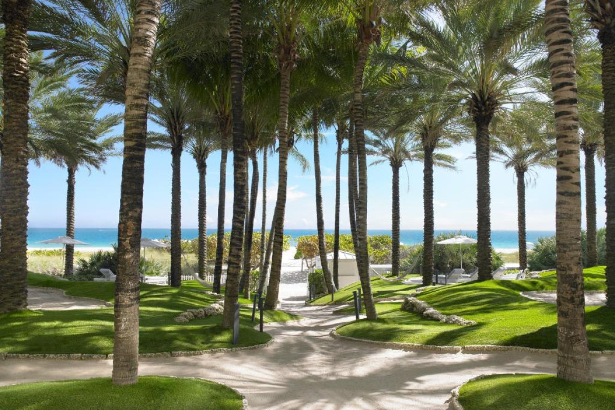 Grand Beach Hotel Surfside