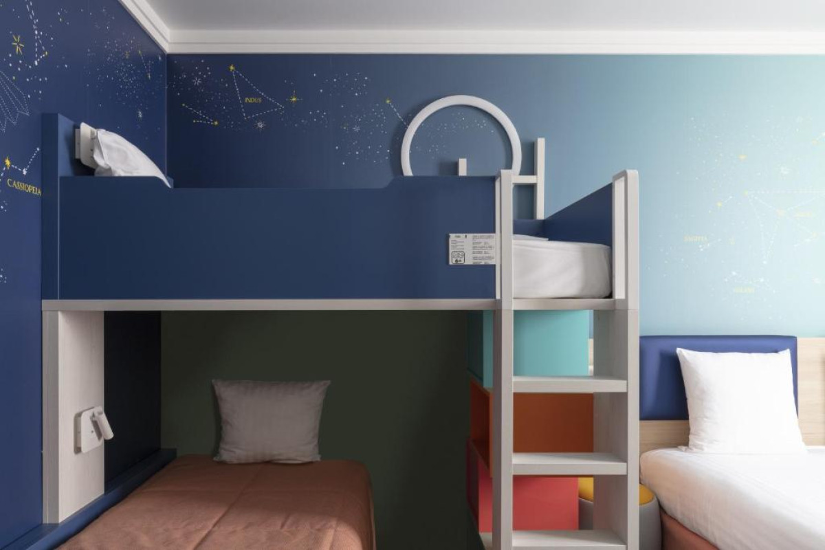 Grand Magic Hotel