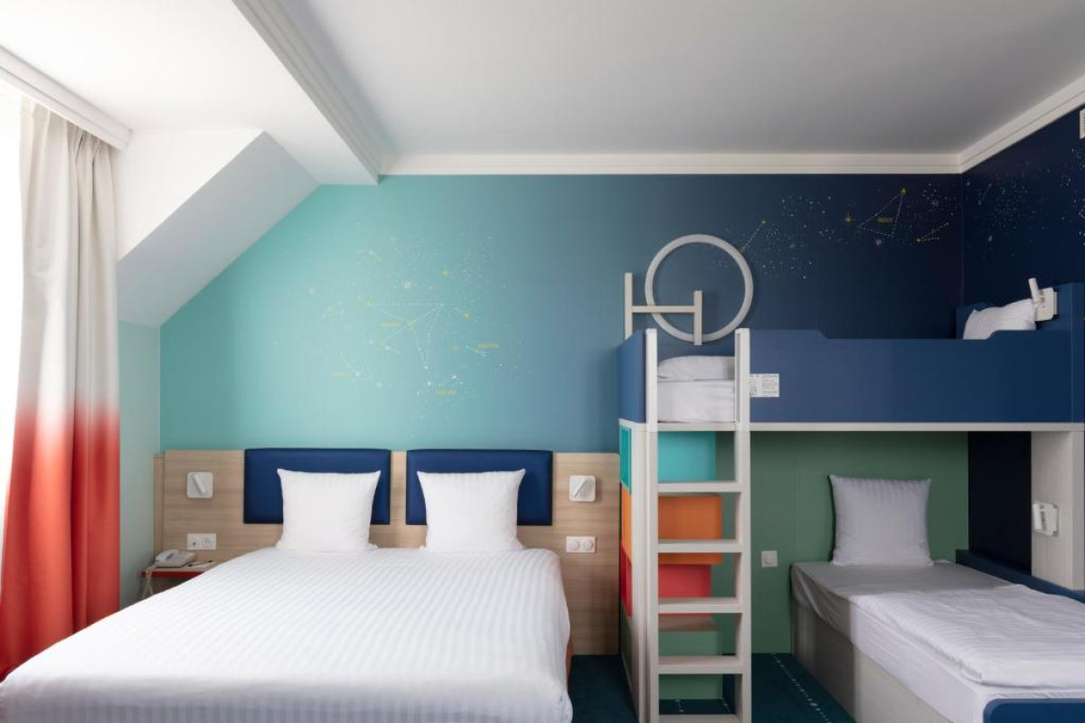Grand Magic Hotel