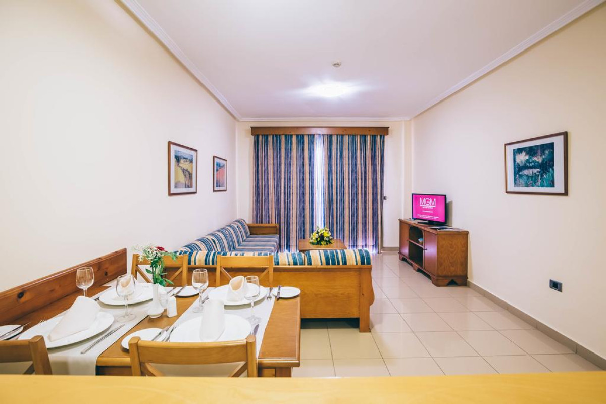Grand Muthu Golf Plaza Hotel (ex ex. Cordial Golf Plaza Aparthot
