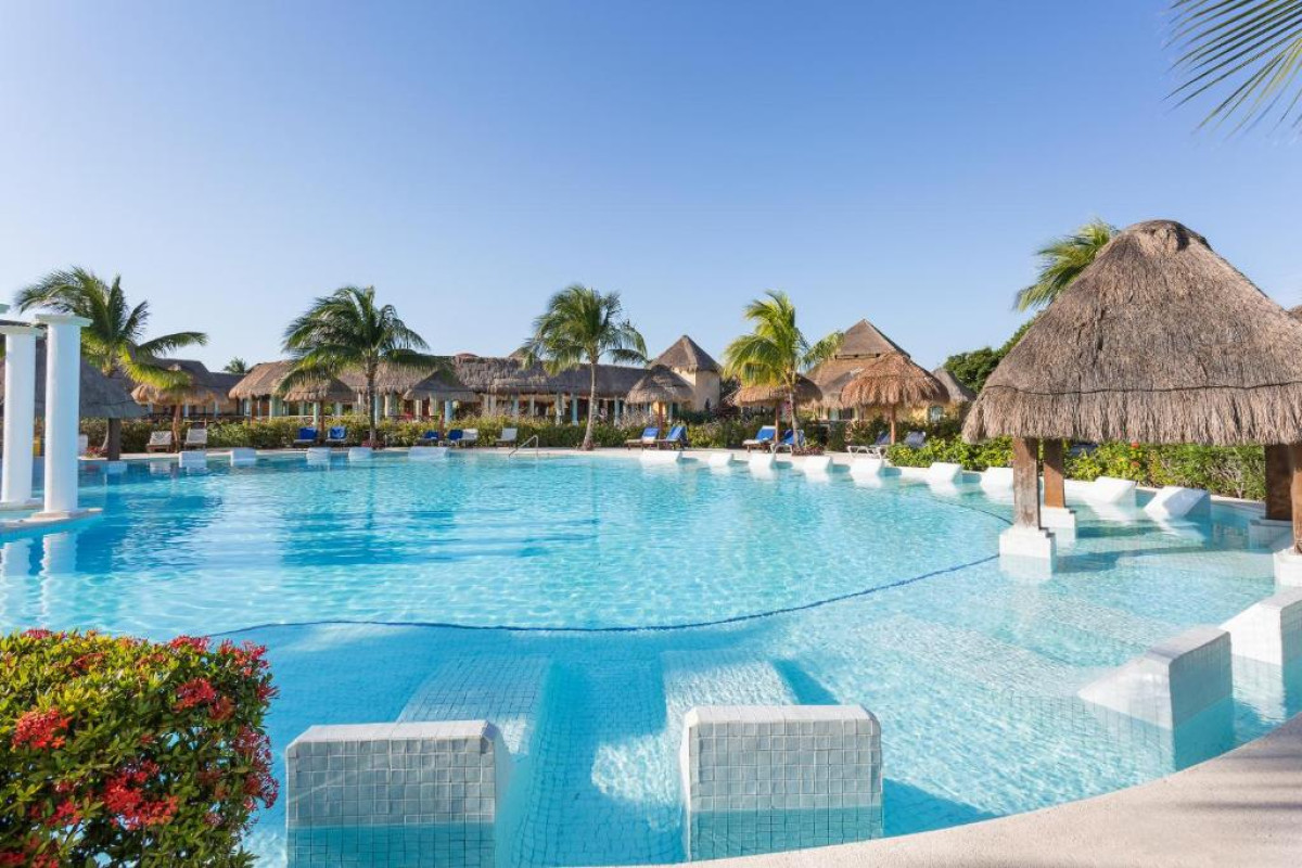 Grand Palladium Kantenah Resort & Spa