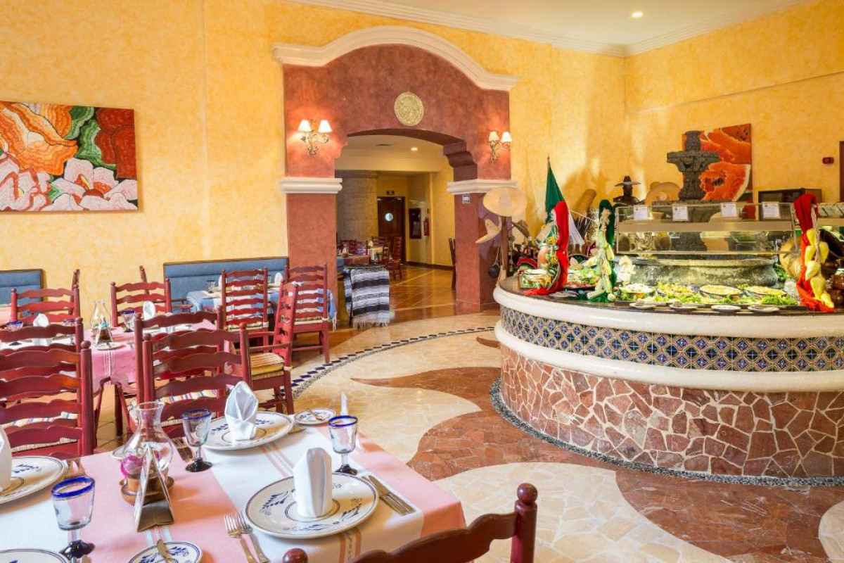 Grand Palladium Kantenah Resort & Spa