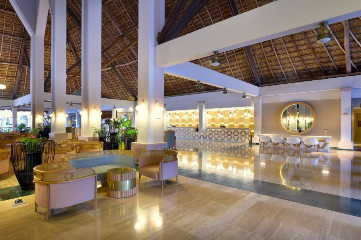 Grand Palladium Select White Sand Resort & Spa