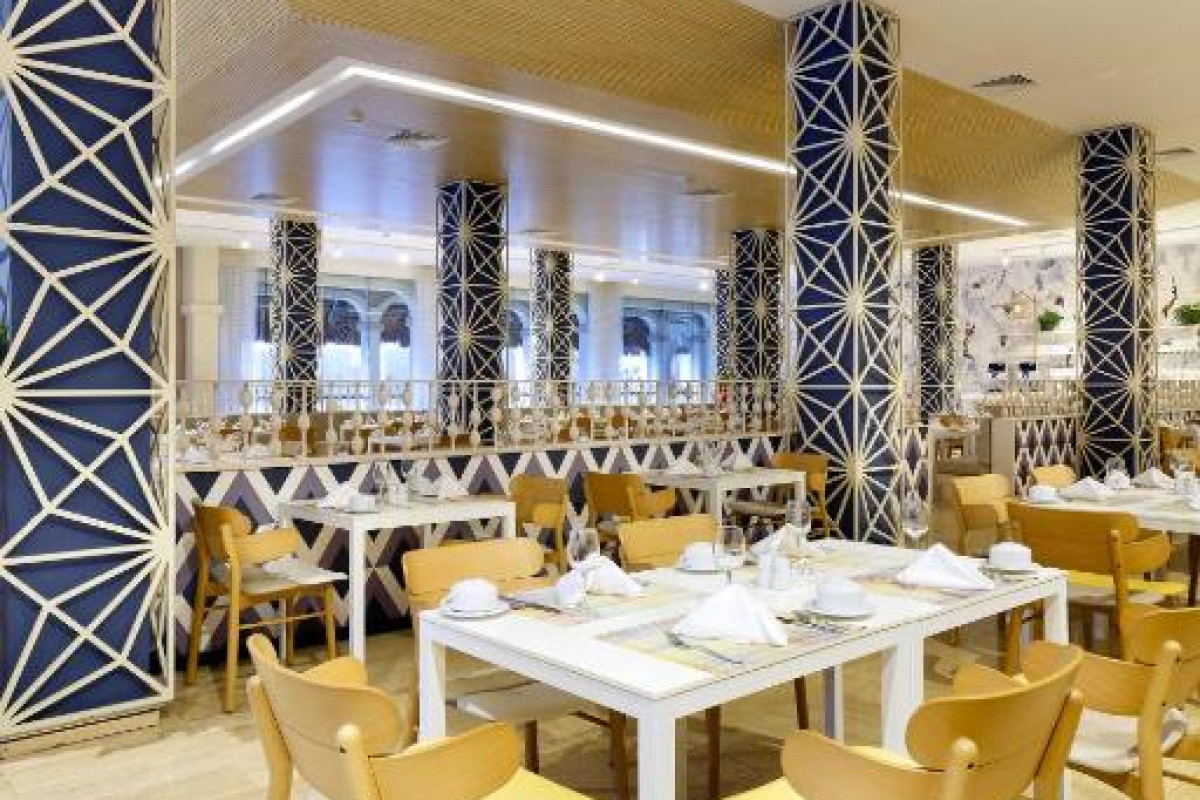 Grand Palladium Select White Sand Resort & Spa