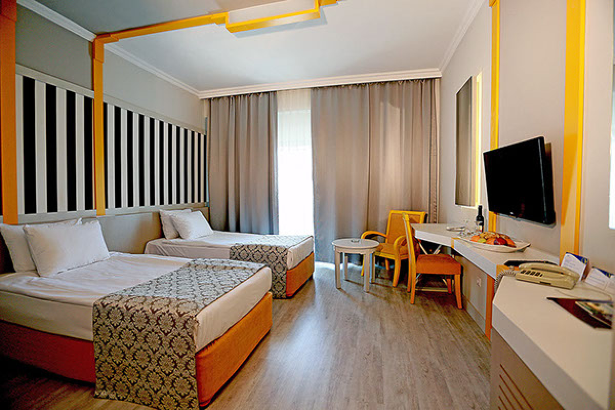 GRAND RING HOTEL