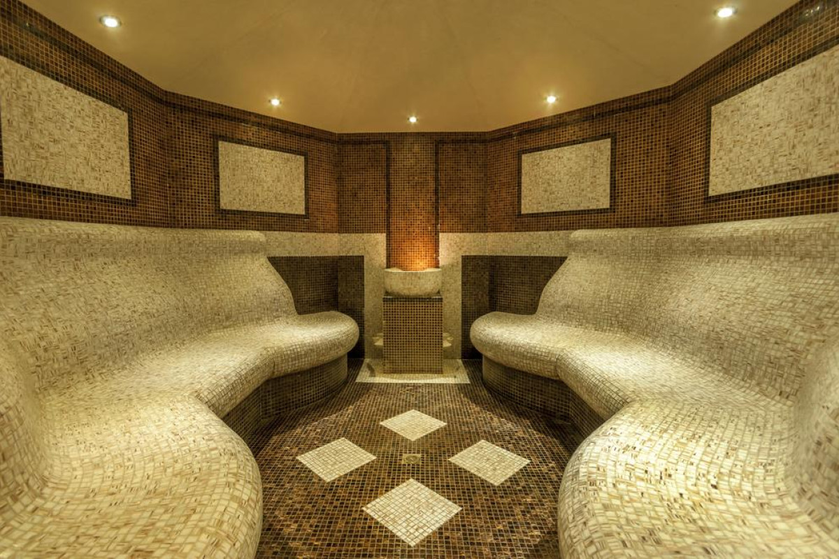 GRAND ROYALE HOTEL SPA
