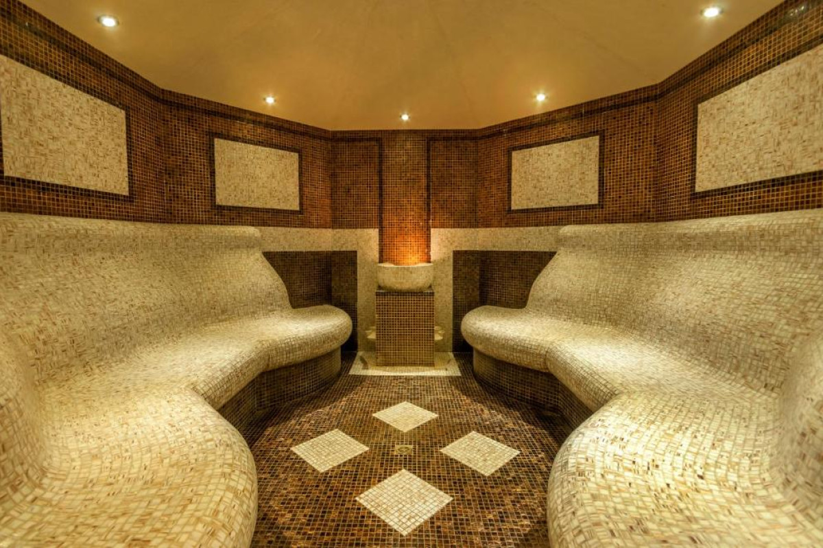 GRAND ROYALE HOTEL SPA