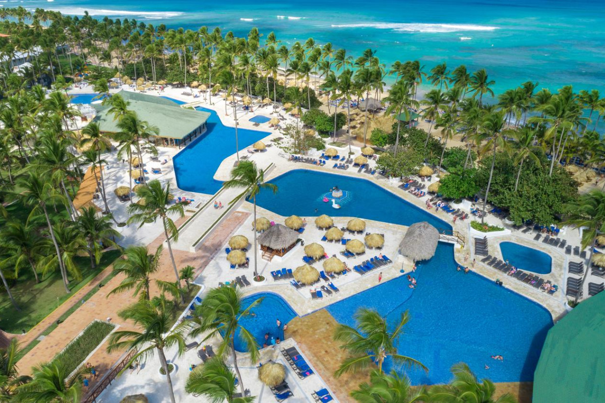 GRAND SIRENIS PUNTA CANA RESORT  AQUAGAMES