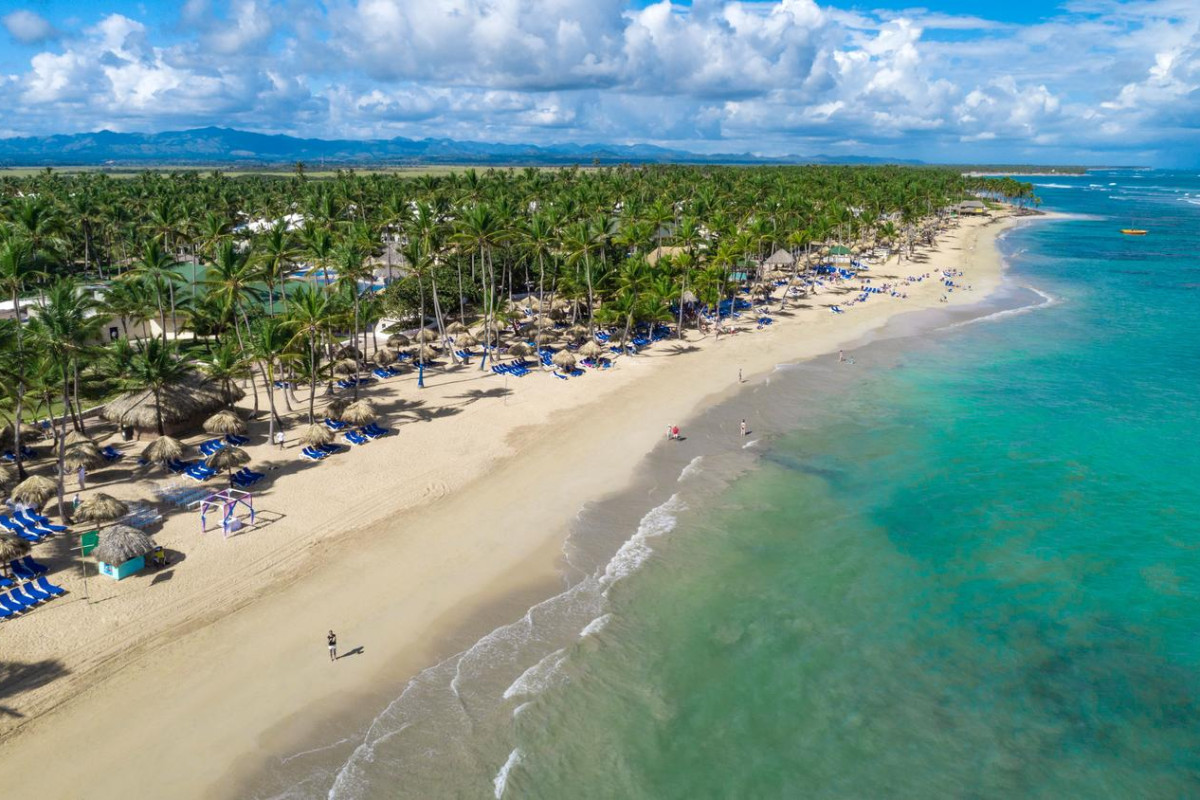 GRAND SIRENIS PUNTA CANA RESORT  AQUAGAMES