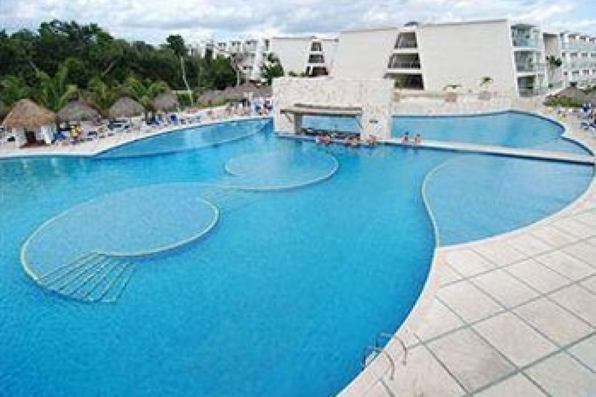 Grand Sirenis Riviera Maya