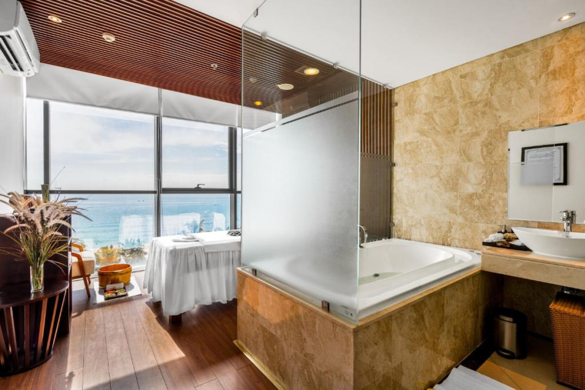 Grand Tourane Hotel Da Nang