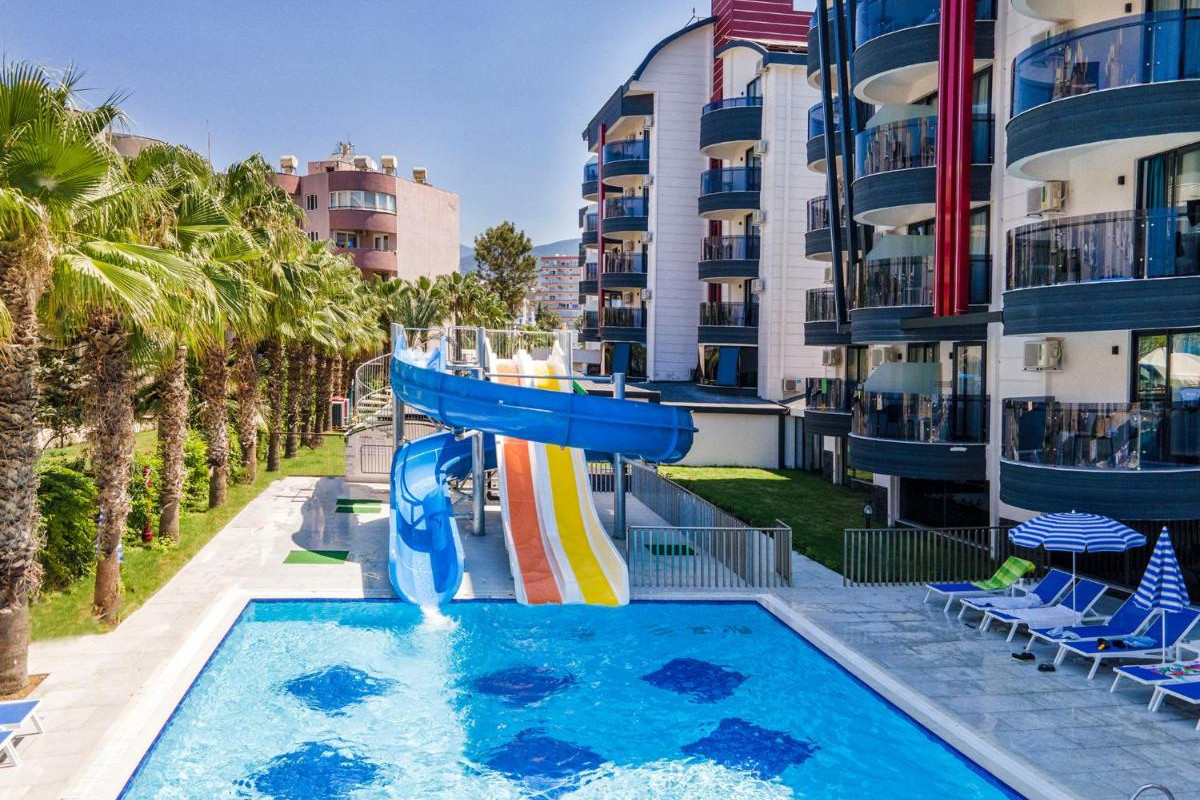 GRAND UYSAL BEACH & SPA HOTEL