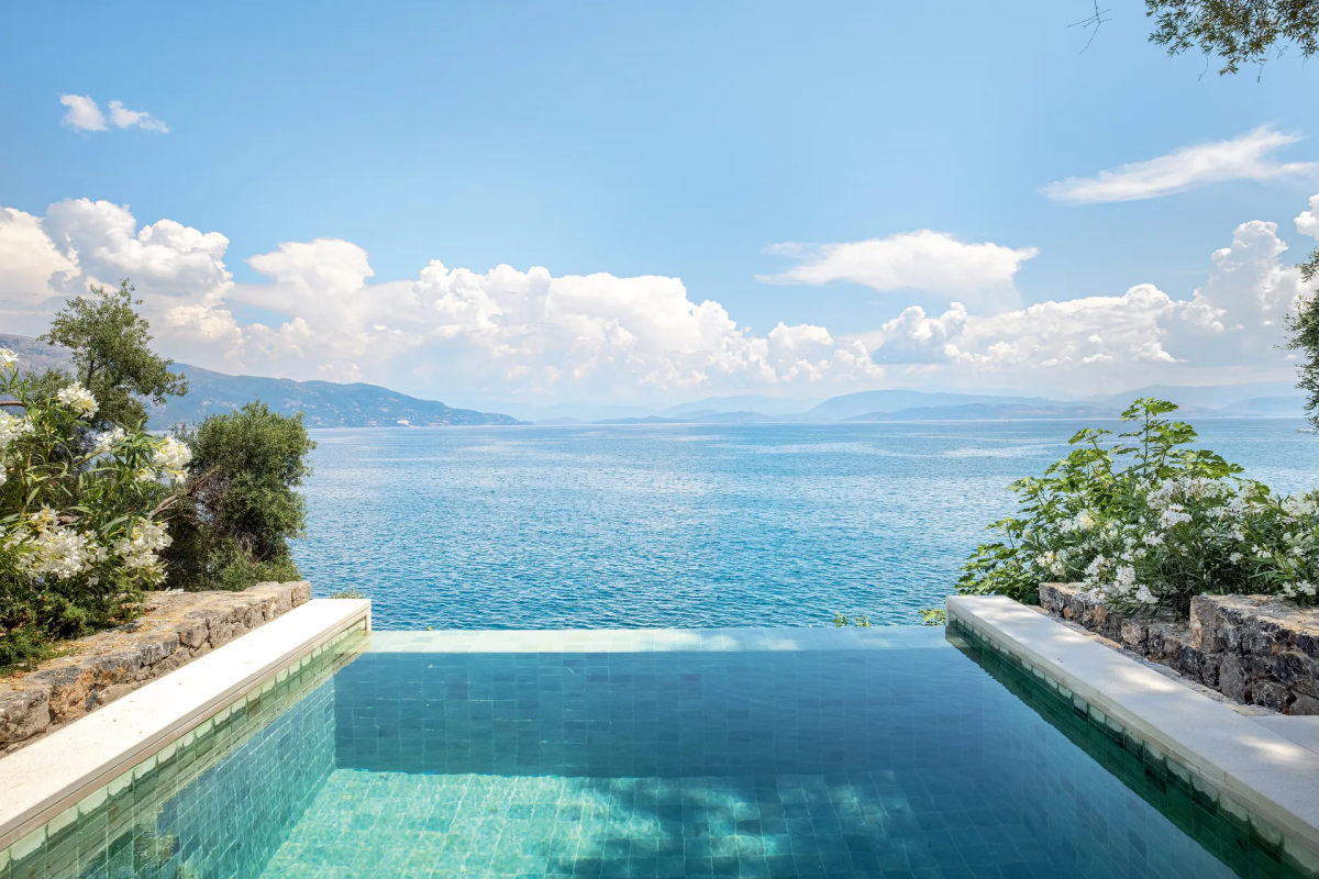 CORFU IMPERIAL, A GRECOTEL RESORT TO LIVE