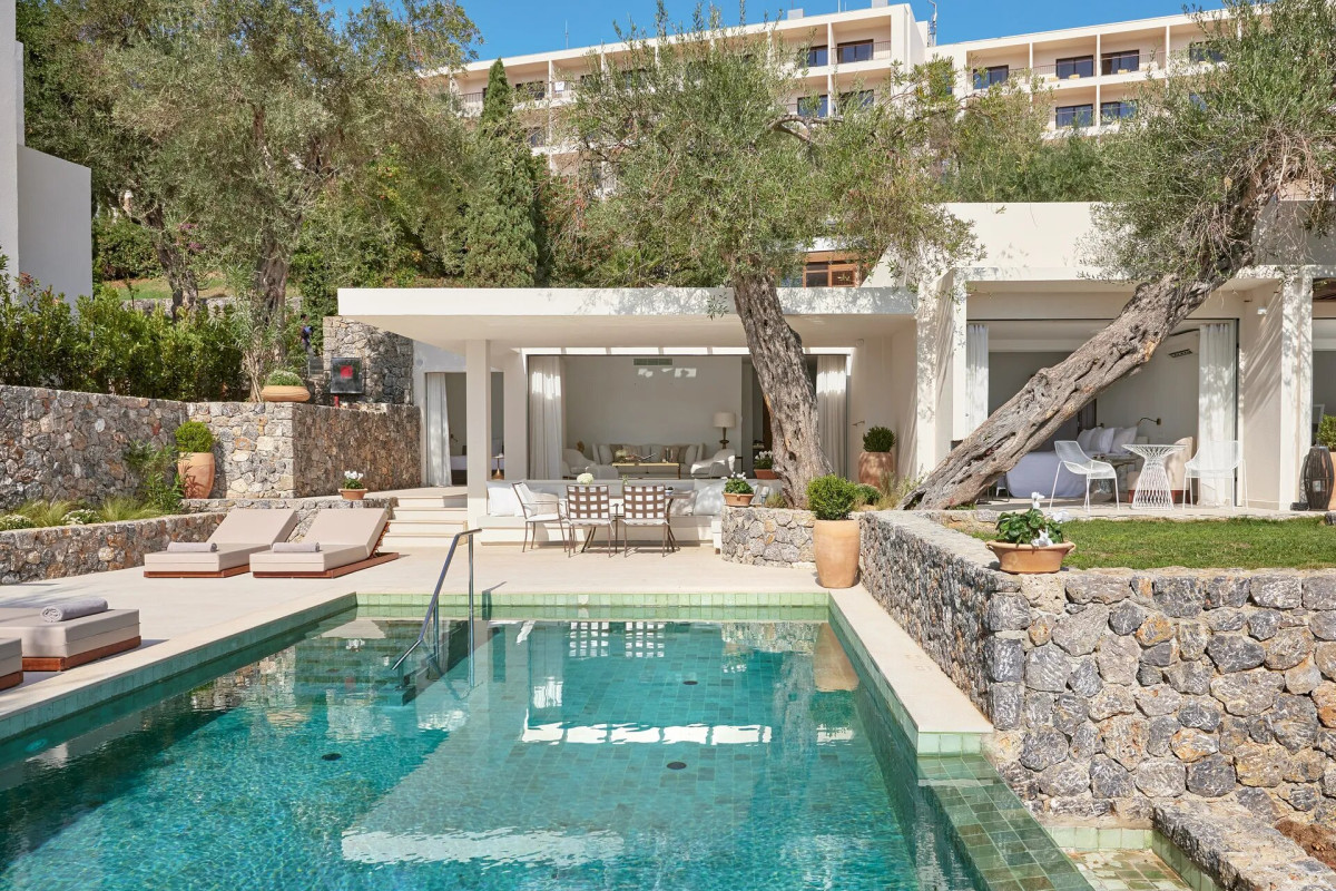CORFU IMPERIAL, A GRECOTEL RESORT TO LIVE