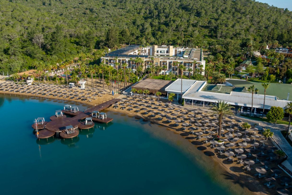 GREEN BAY RESORT