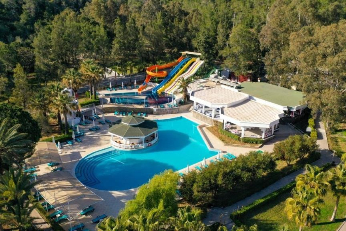 GREEN BAY RESORT  SPA