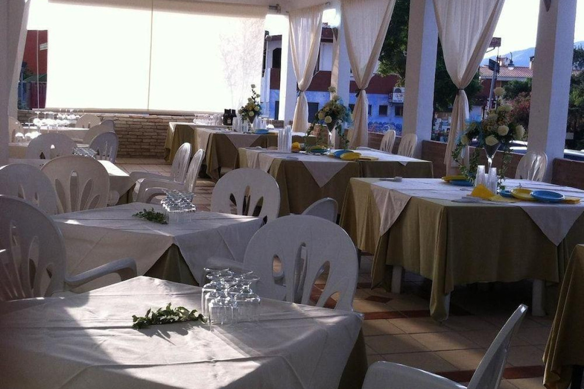 Green Gallery Hotel And Restaurant