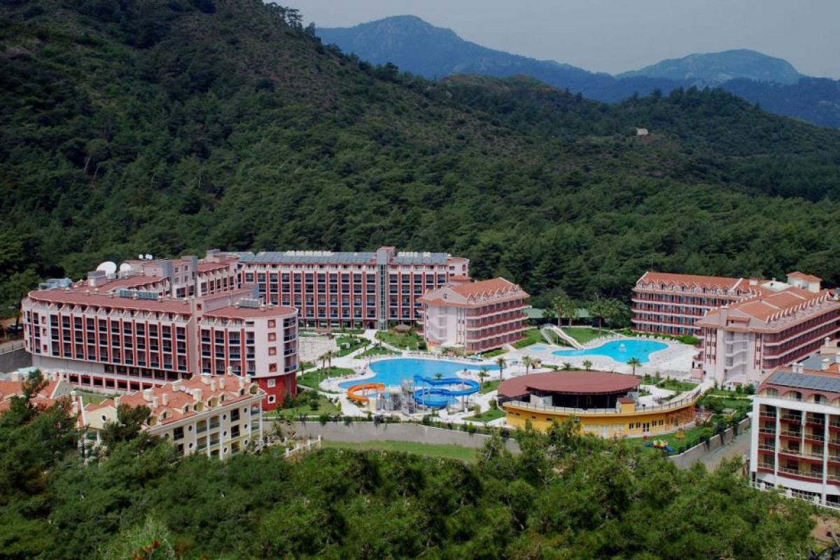 Green Nature Resort  Spa