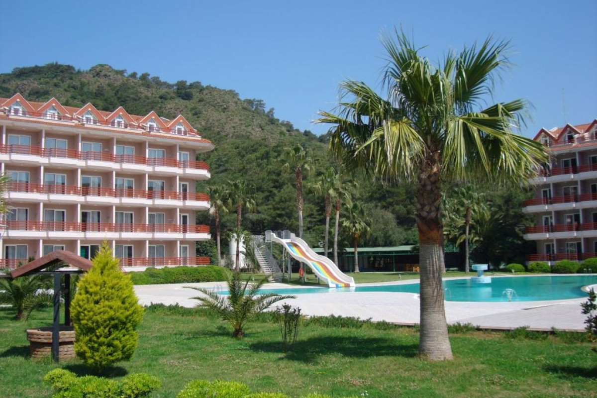 Green Nature Resort  Spa