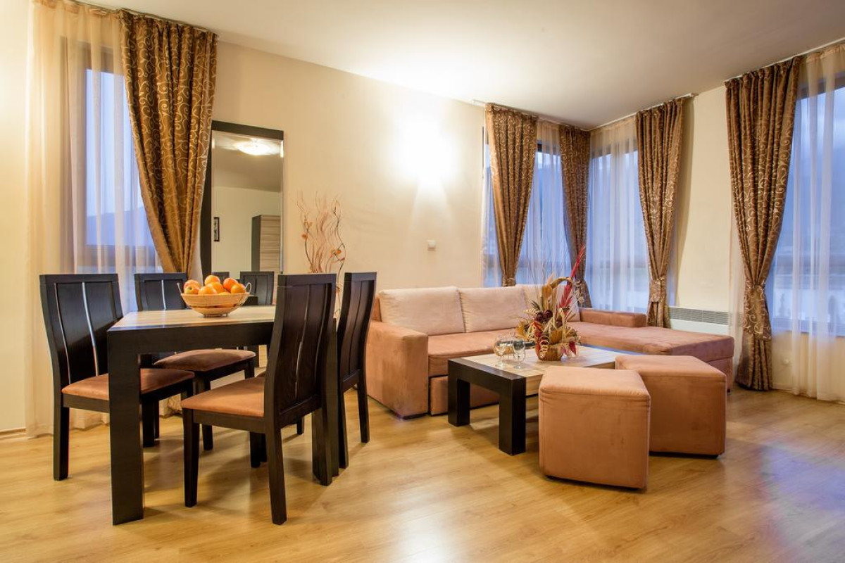 Green Wood Hotel & Spa