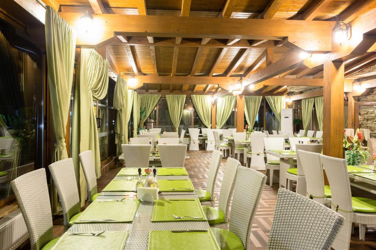Green Wood Hotel & Spa