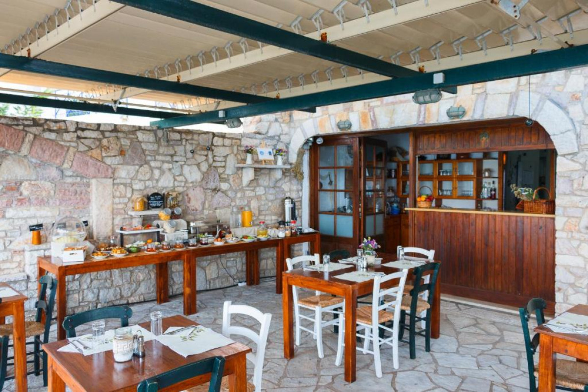 Grekis Hotel