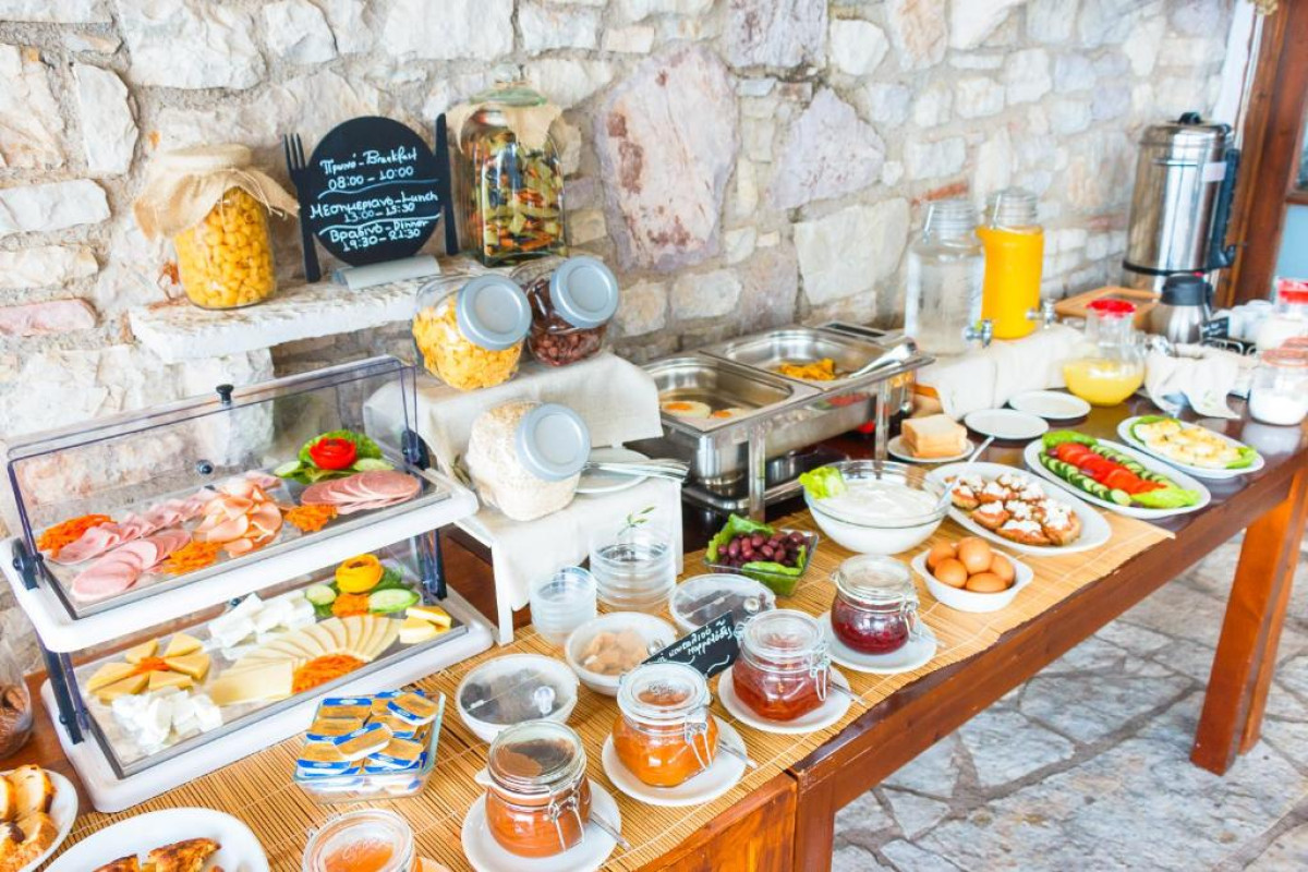 Grekis Hotel